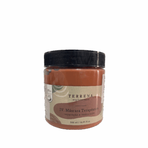 Máscara de argila vermelha